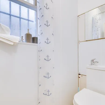 Boutique Apartment *